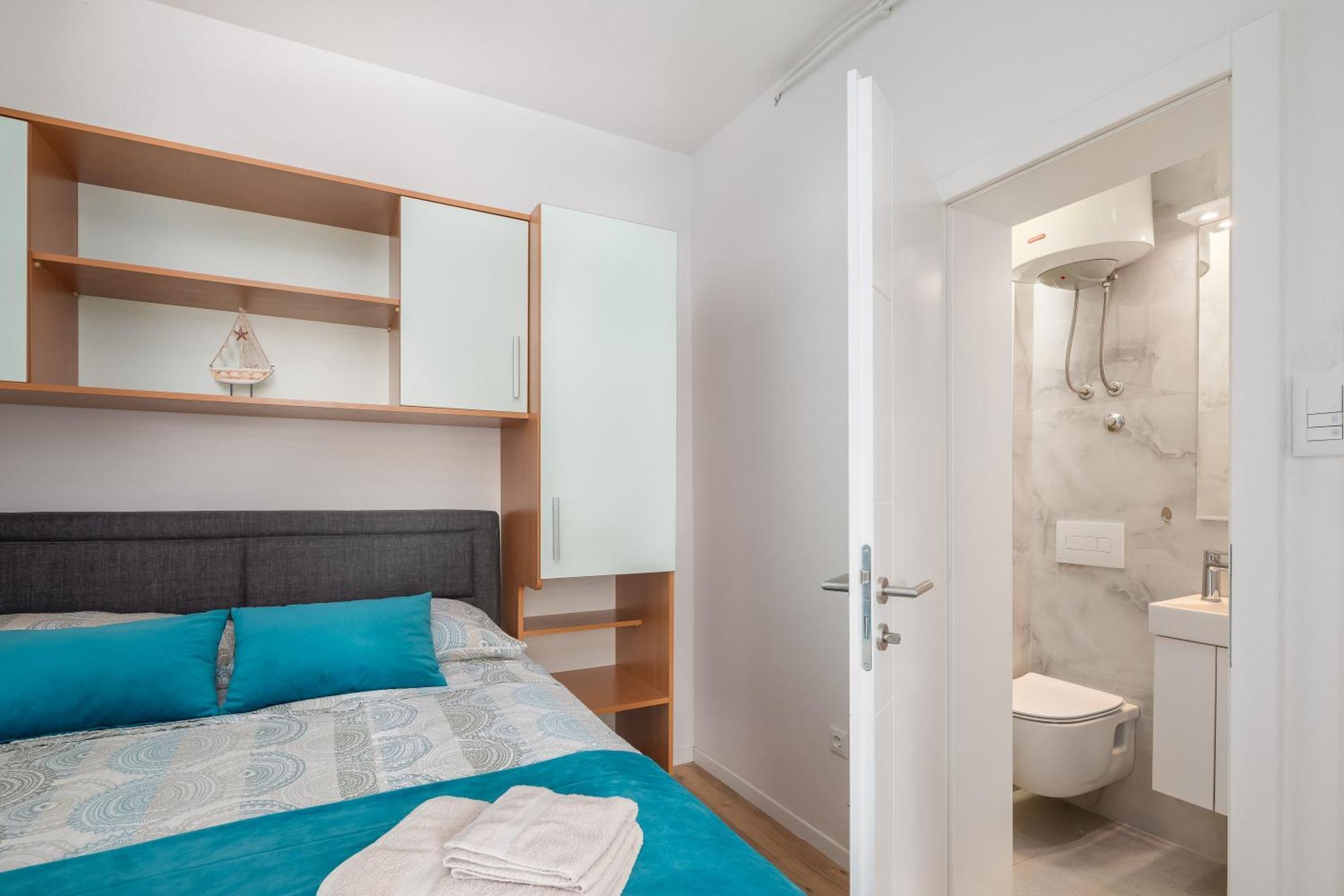 Magnolia Center Apartments Makarska Room photo
